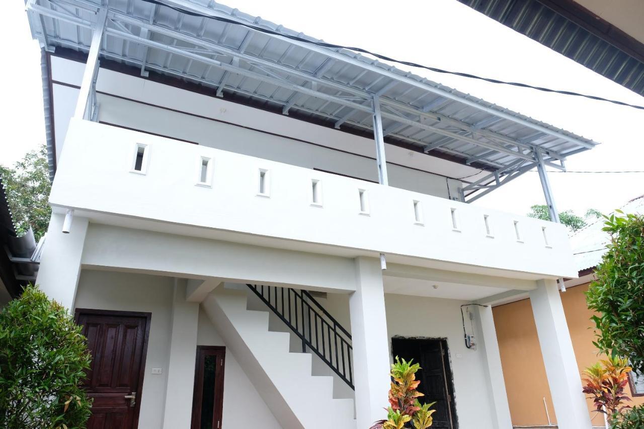 Oyo 1851 Homestay Joss Tanjungbinga Exterior foto